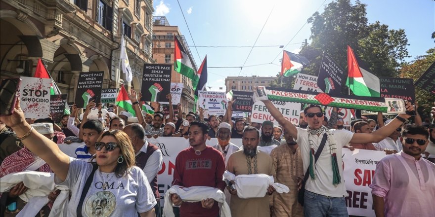 İTALYA VE FRANSA'DA FİLİSTİN'E DESTEK GÖSTERİLERİ DÜZENLENDİ
