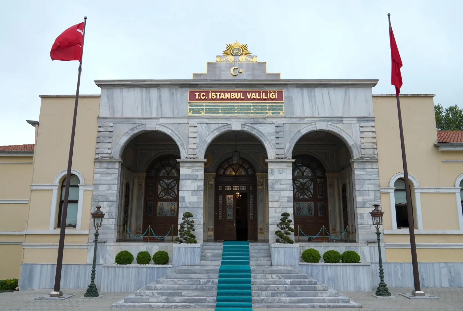 GÜNDEM
																														
								

								TİM Başkanı Mustafa Gültepe'nin eşinin evine jandarma baskını! İstanbul Valiliği açıklama yaptı