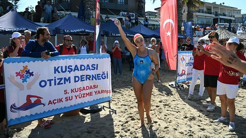 Bengisu Avcı, otizmli bireyler için kulaç attı