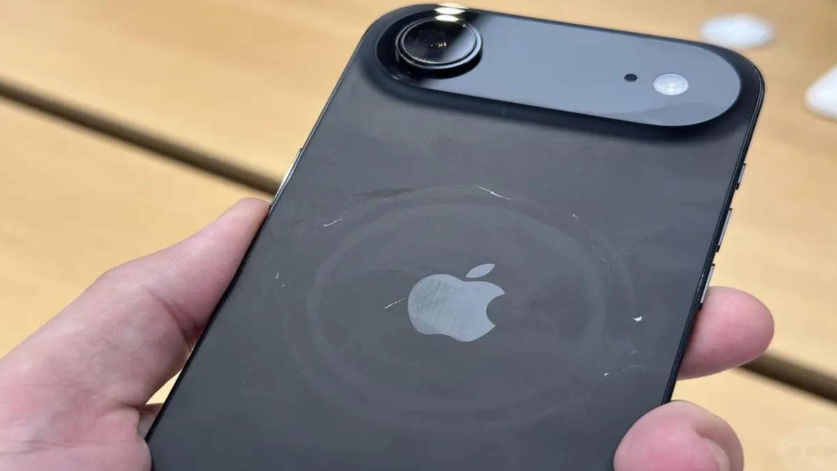 iPhone 17 Pro sahipleri dikkat: Çiziklere karşı tuzlu su tüyosu iPhone 17 Pro sahipleri dikkat: Çiziklere karşı tuzlu su tüyosu