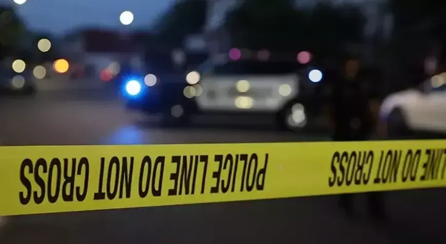 ASAYİŞ
Bir silahlı saldırı vakası daha! ABD'de gece kulübüne düzenlenen saldırıda 3 kişi öldü, 8 kişi yaralandı ASAYİŞ
Bir silahlı saldırı vakası daha! ABD'de gece kulübüne düzenlenen saldırıda 3 kişi öldü, 8 kişi yaralandı