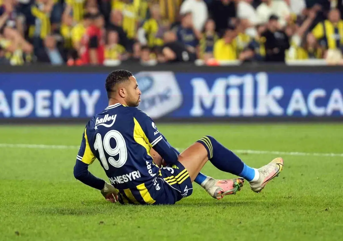 Fenerbahçe – Corendon Alanyaspor Maçında İlk Yarı Sonucu: 0-1