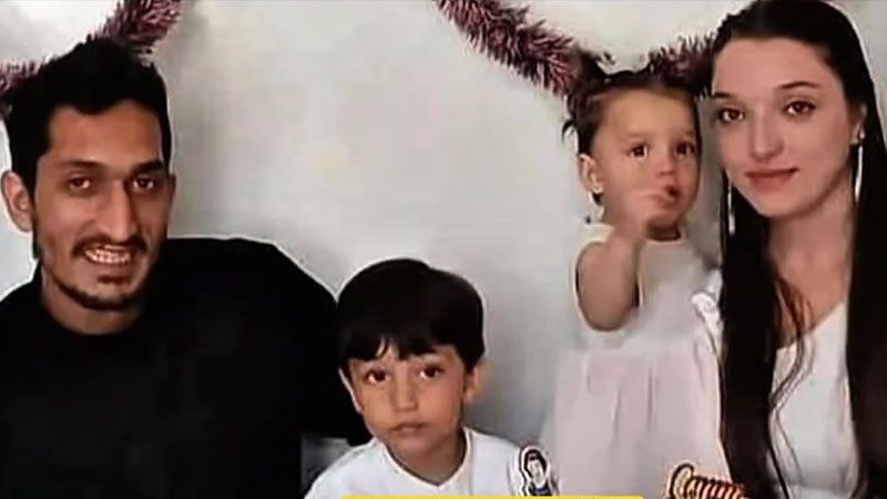 GÜNDEM
																														
								

								Acı üstüne acı: İki kardeş vefat etti anne kalp krizi geçirdi!