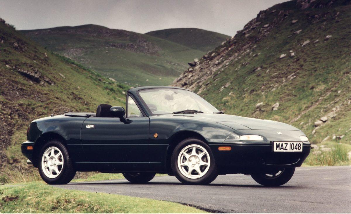 Mazda’nın Rekor Kıran Modeli MX-5’in Otomotiv Tarihini Baştan Sona Değiştiren Etkileyici Hikâyesi Mazda’nın Rekor Kıran Modeli MX-5’in Otomotiv Tarihini Baştan Sona Değiştiren Etkileyici Hikâyesi