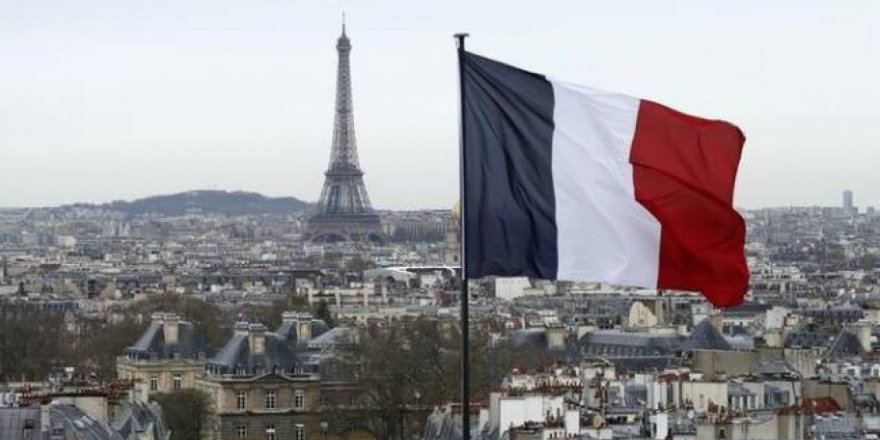 Fransa’da Başbakan Lecornu’nun istifasıyla siyasi ve mali kriz derinleşiyor