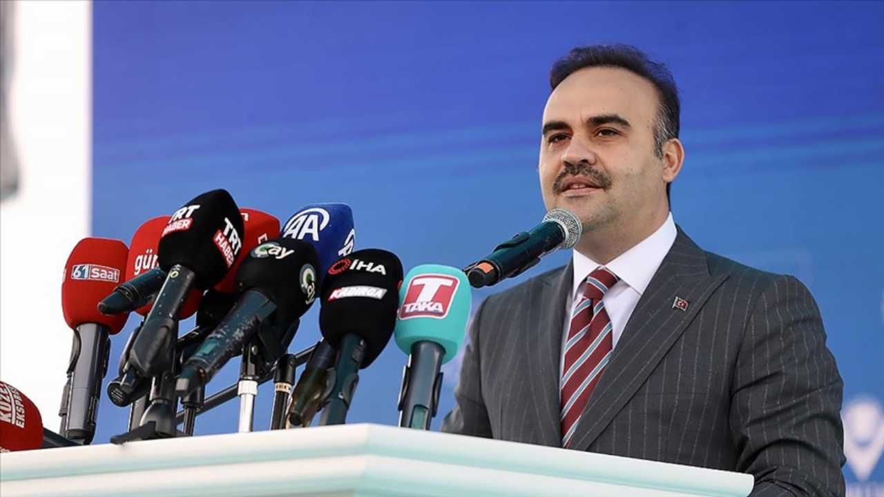 Bakan Kacır, Süper Bilgisayar Kapasitelerini İnceledi