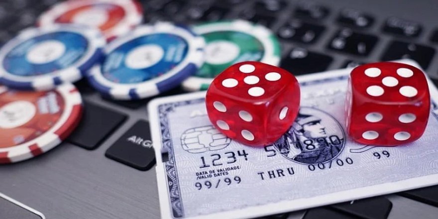 Gençler Sanal Kumar ve Bahis Tehlikesi ile Yüz Yüze