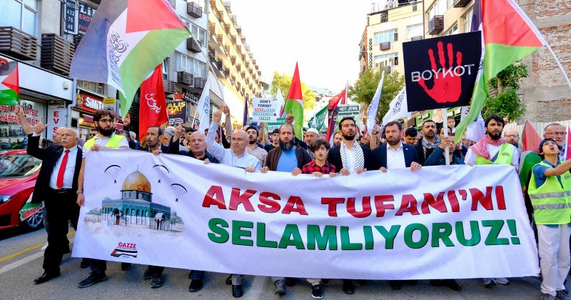 Üçüncü yılında Aksa Tufanı Bursa’dan selamlandı Üçüncü yılında Aksa Tufanı Bursa’dan selamlandı
