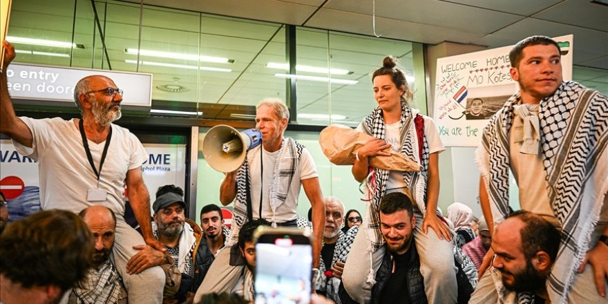 Küresel Sumud Filosu’na katılan 4 Hollandalı aktivist ülkelerine döndü Küresel Sumud Filosu’na katılan 4 Hollandalı aktivist ülkelerine döndü