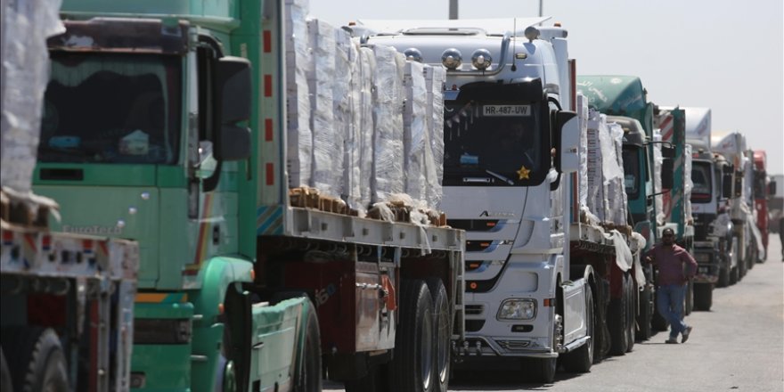 BM: 170 bin tonluk gıda, ilaç ve diğer malzemeler Gazze için hazır bekliyor BM: 170 bin tonluk gıda, ilaç ve diğer malzemeler Gazze için hazır bekliyor