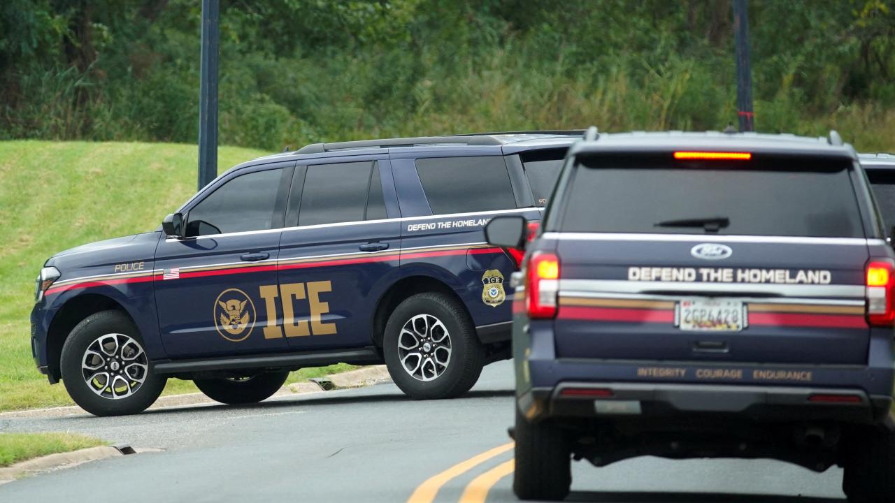 ABD’de Gözaltına Alınan 170 Kişi Üzerine Araştırma ABD’de Gözaltına Alınan 170 Kişi Üzerine Araştırma