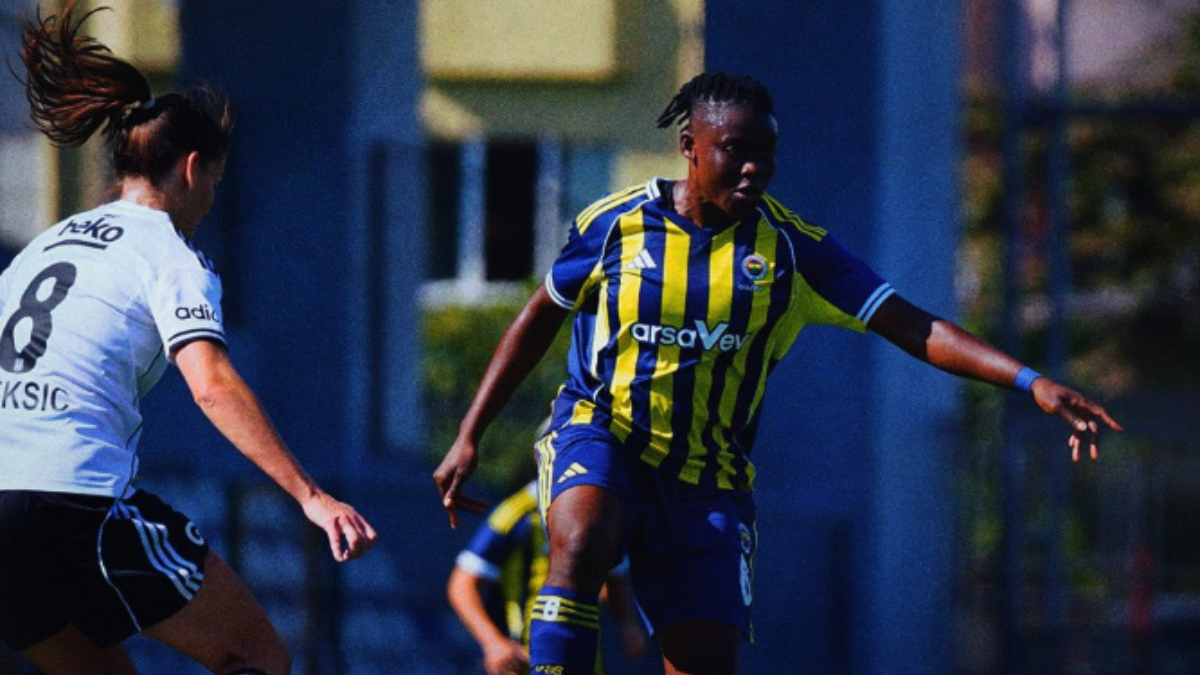 Kadınlar derbisinde Fenerbahçe, Beşiktaş'ı yendi Kadınlar derbisinde Fenerbahçe, Beşiktaş'ı yendi