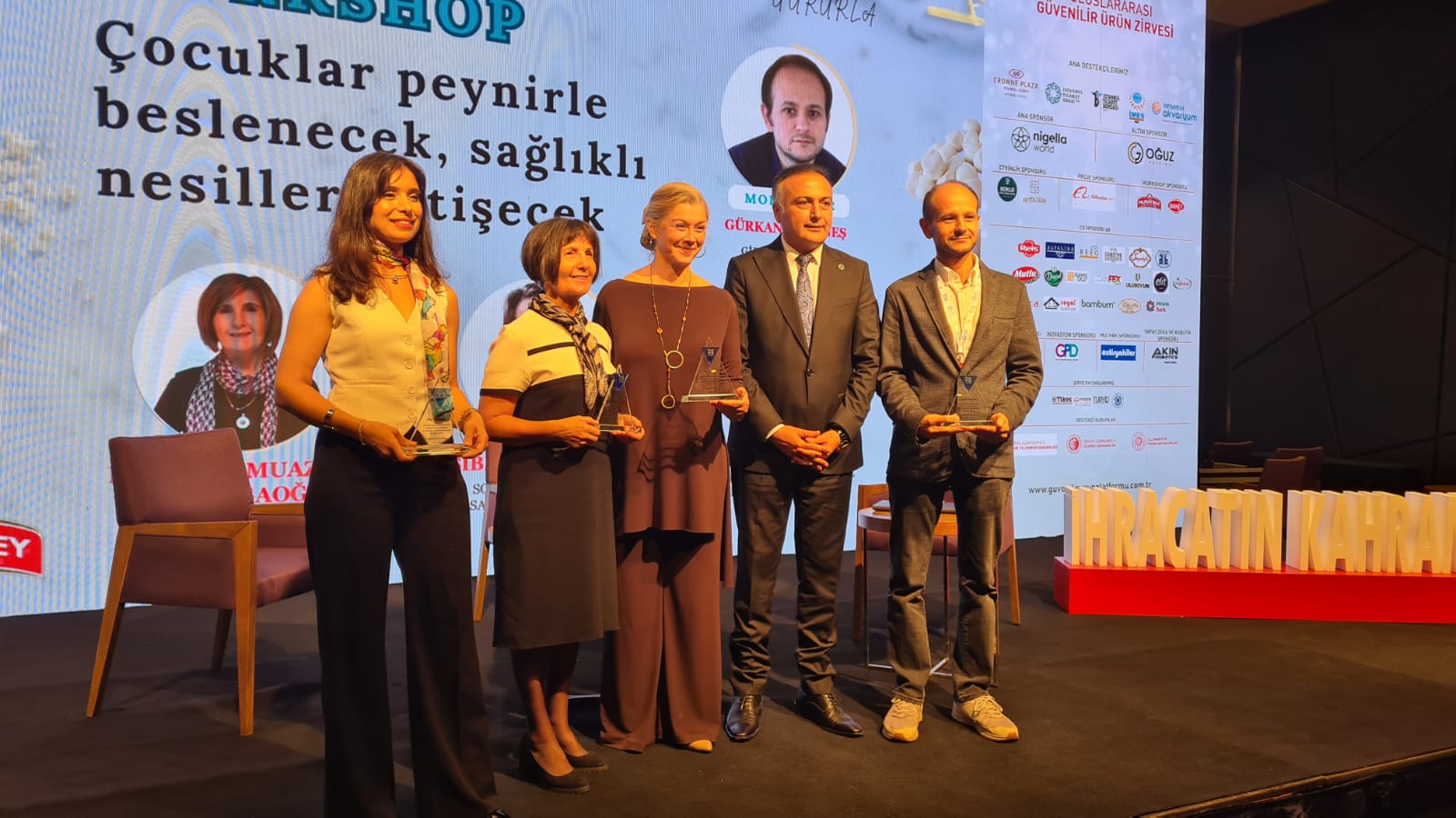 Muratbey, Uluslararası Güvenilir Ürün Zirvesi’nden yine ödülle döndü Muratbey, Uluslararası Güvenilir Ürün Zirvesi’nden yine ödülle döndü