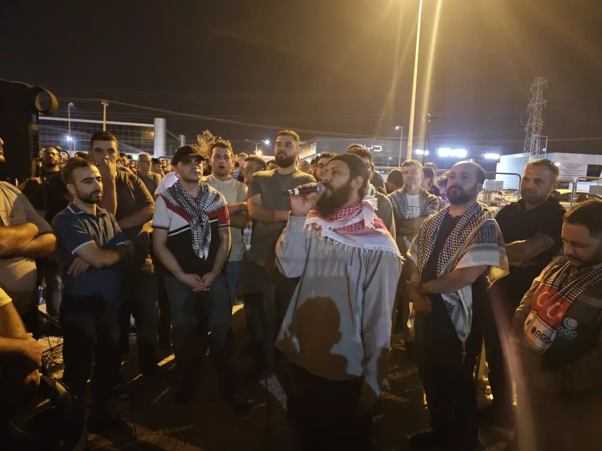 Adana’da Sivil Toplum Örgütlerinden İsrail’e Protesto Adana’da Sivil Toplum Örgütlerinden İsrail’e Protesto