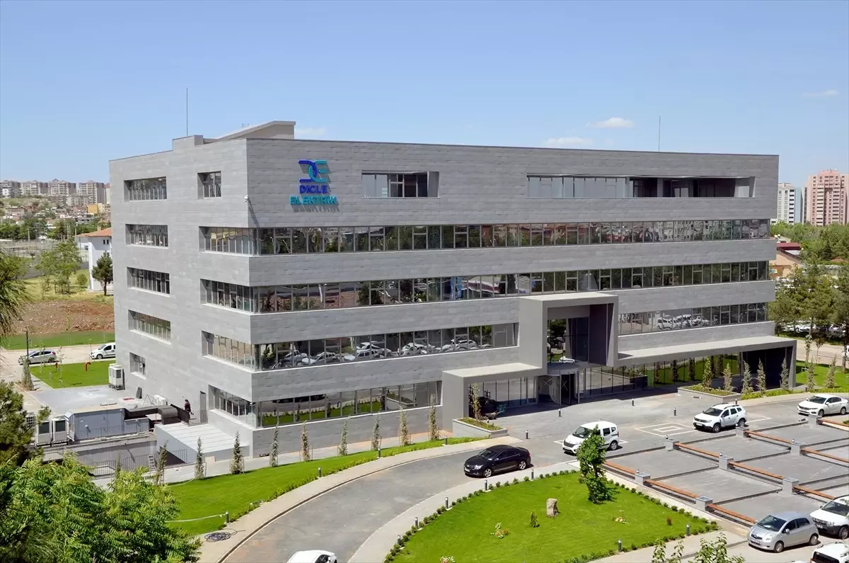 Dicle Elektrik Kaçak Elektrik Kullanımını Azalttı Dicle Elektrik Kaçak Elektrik Kullanımını Azalttı
