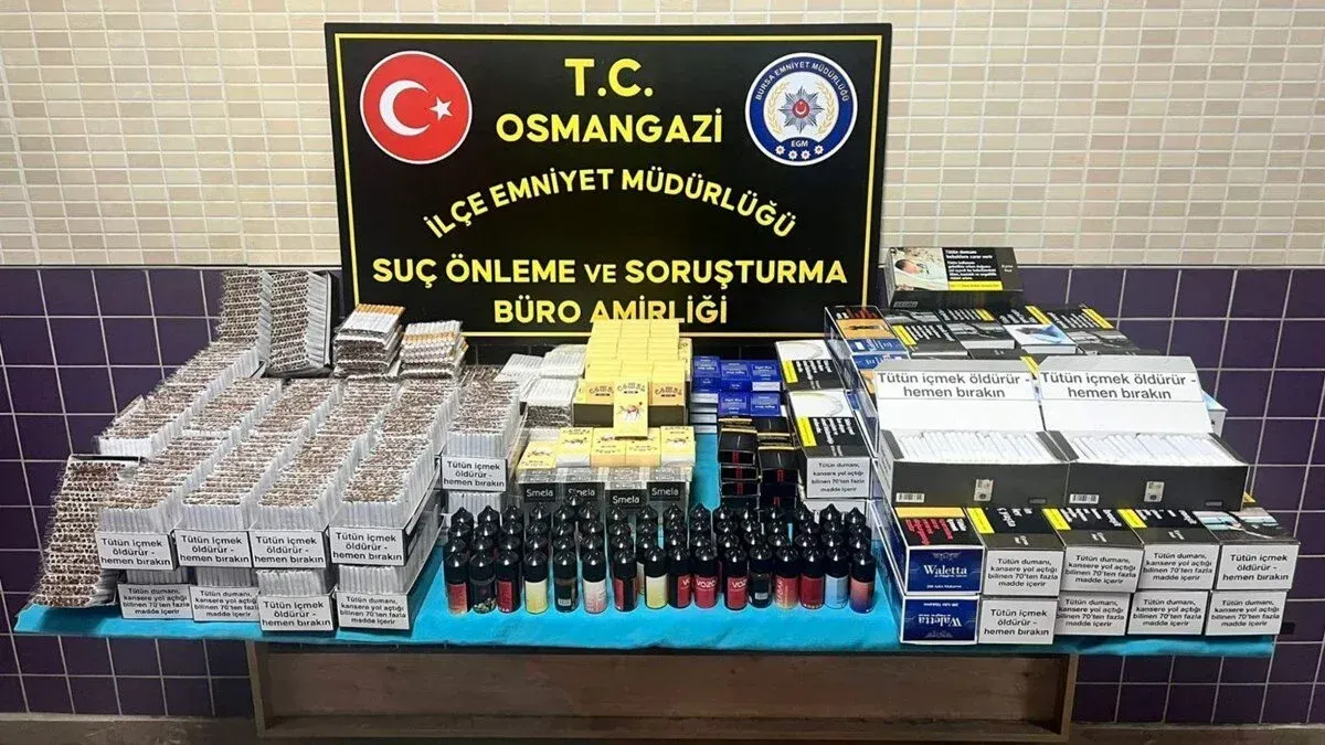 ASAYİŞ
Bursa'da 22 bin 300 dolu makaron ele geçirildi ASAYİŞ
Bursa'da 22 bin 300 dolu makaron ele geçirildi