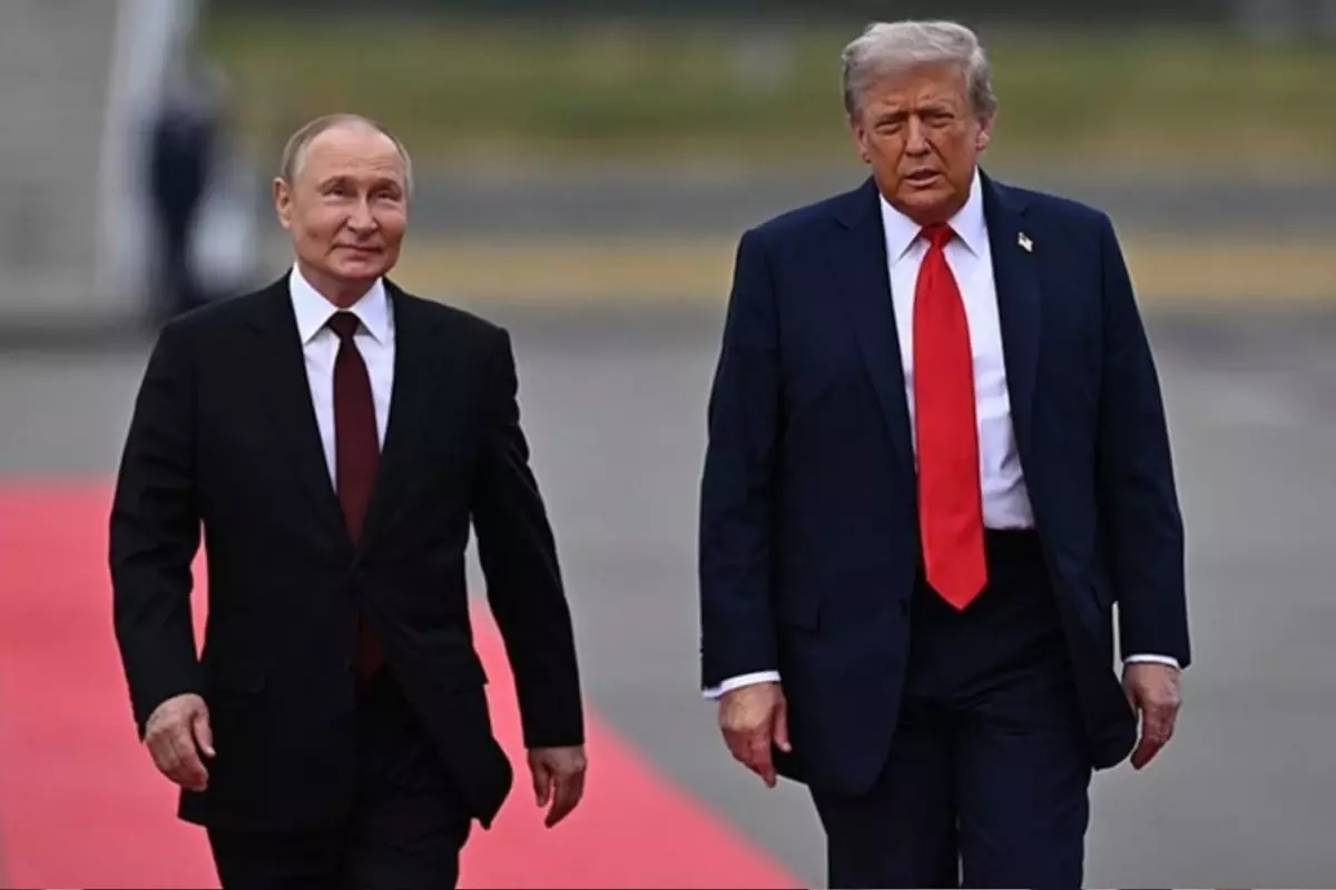 Kremlin’den Trump ve Putin zirvesi açıklaması Kremlin’den Trump ve Putin zirvesi açıklaması