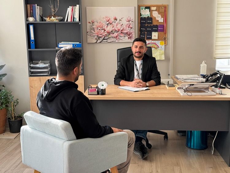 SAĞLIK
Kumar bağımlılığı için gittiği YEDAM'da alkol ve sigara illetinden de kurtuldu! SAĞLIK
Kumar bağımlılığı için gittiği YEDAM'da alkol ve sigara illetinden de kurtuldu!