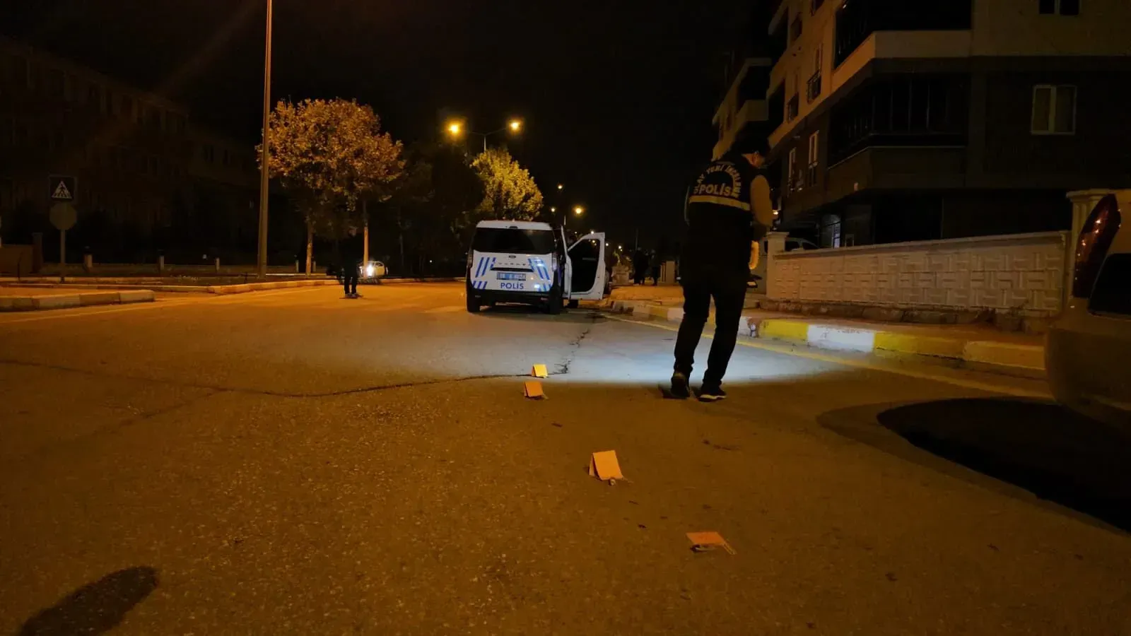 Çorum’da silahlı ve bıçaklı kavga: 3 yaralı Çorum’da silahlı ve bıçaklı kavga: 3 yaralı