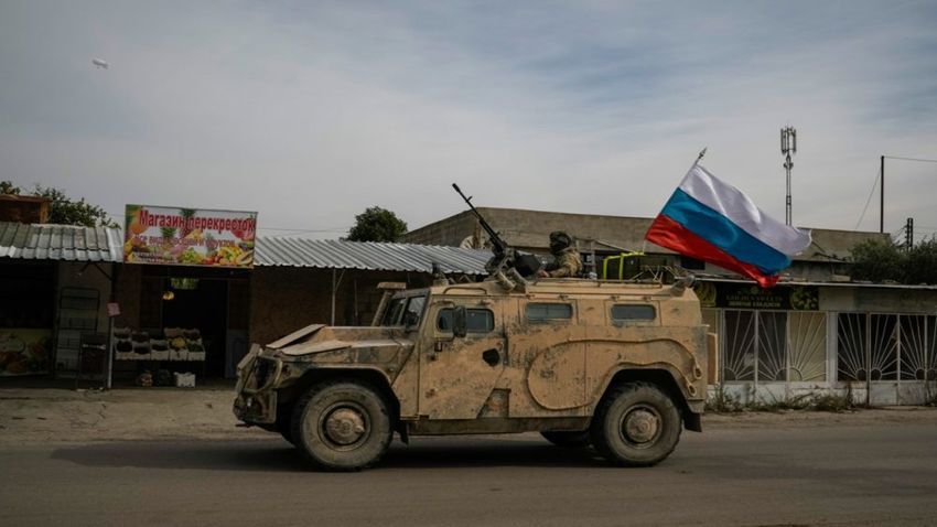 Rusya, Suriye’deki üslerini insani yardım merkezi yapacak Rusya, Suriye’deki üslerini insani yardım merkezi yapacak