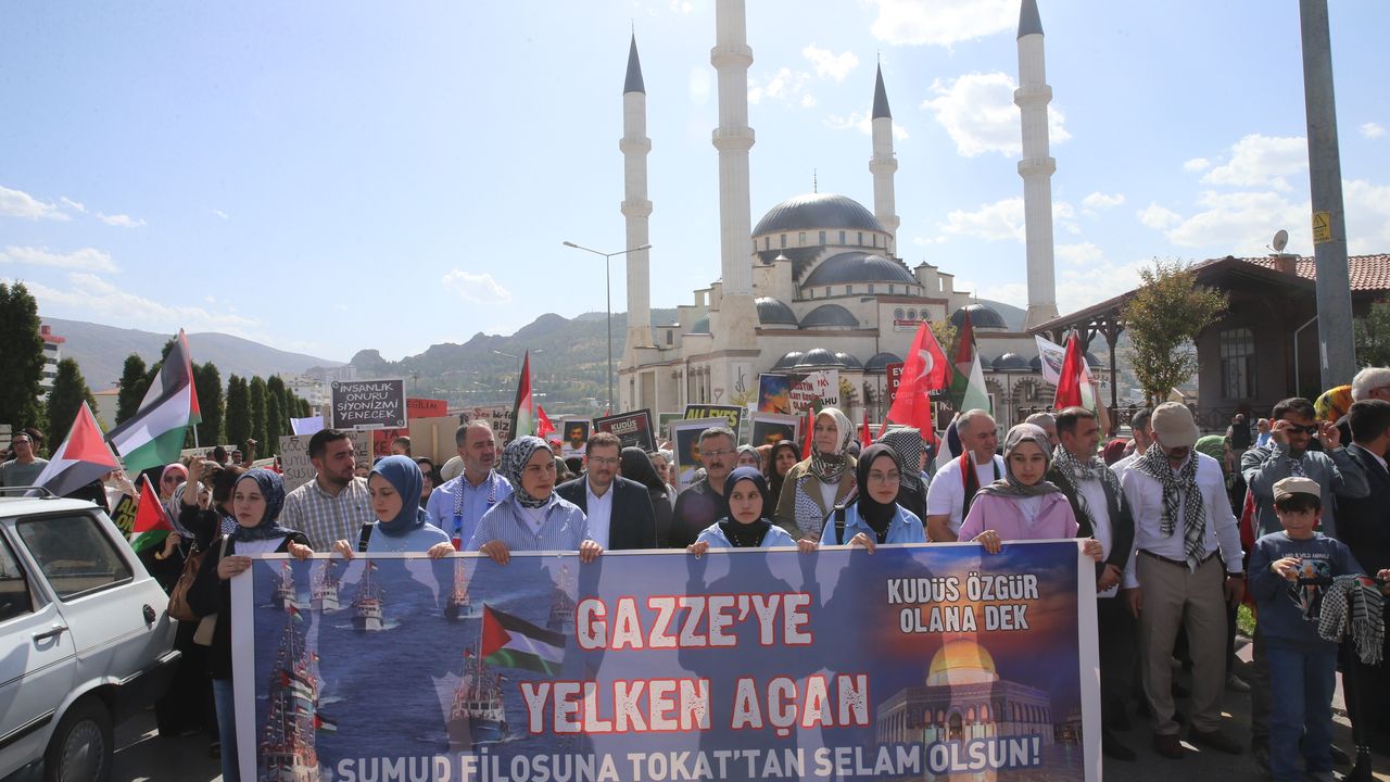 Tokat'ta Filistin ile Küresel Sumud Filosu'na destek yürüyüşü yapıldı