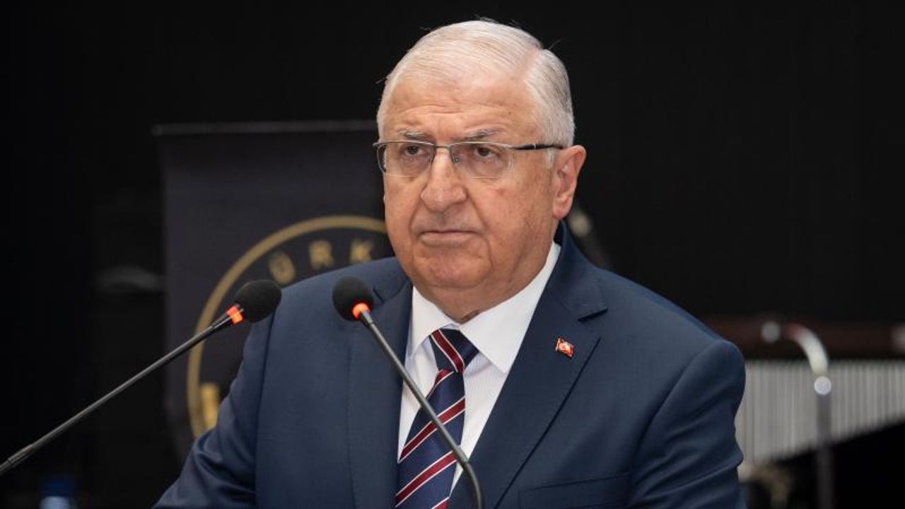 Bakan Güler, Moğolistanlı mevkidaşı Batlut ile görüştü