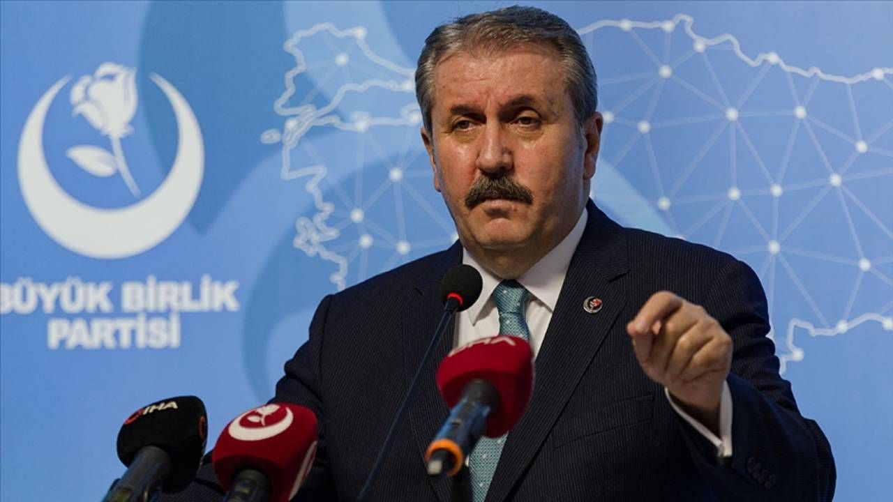 BBP Genel Başkanı Mersin İl Başkanlığını Ziyaret Etti BBP Genel Başkanı Mersin İl Başkanlığını Ziyaret Etti