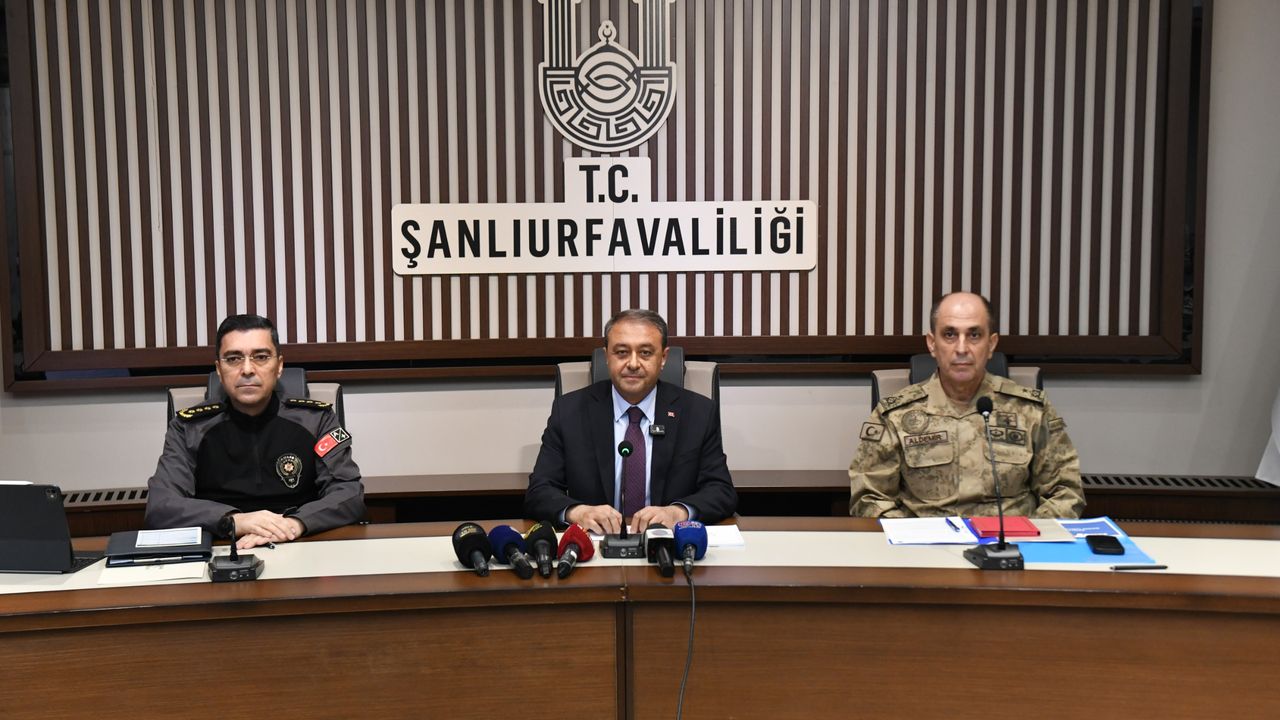Şanlıurfa kırsalındaki deprem konutlarının inşası ilerliyor Şanlıurfa kırsalındaki deprem konutlarının inşası ilerliyor